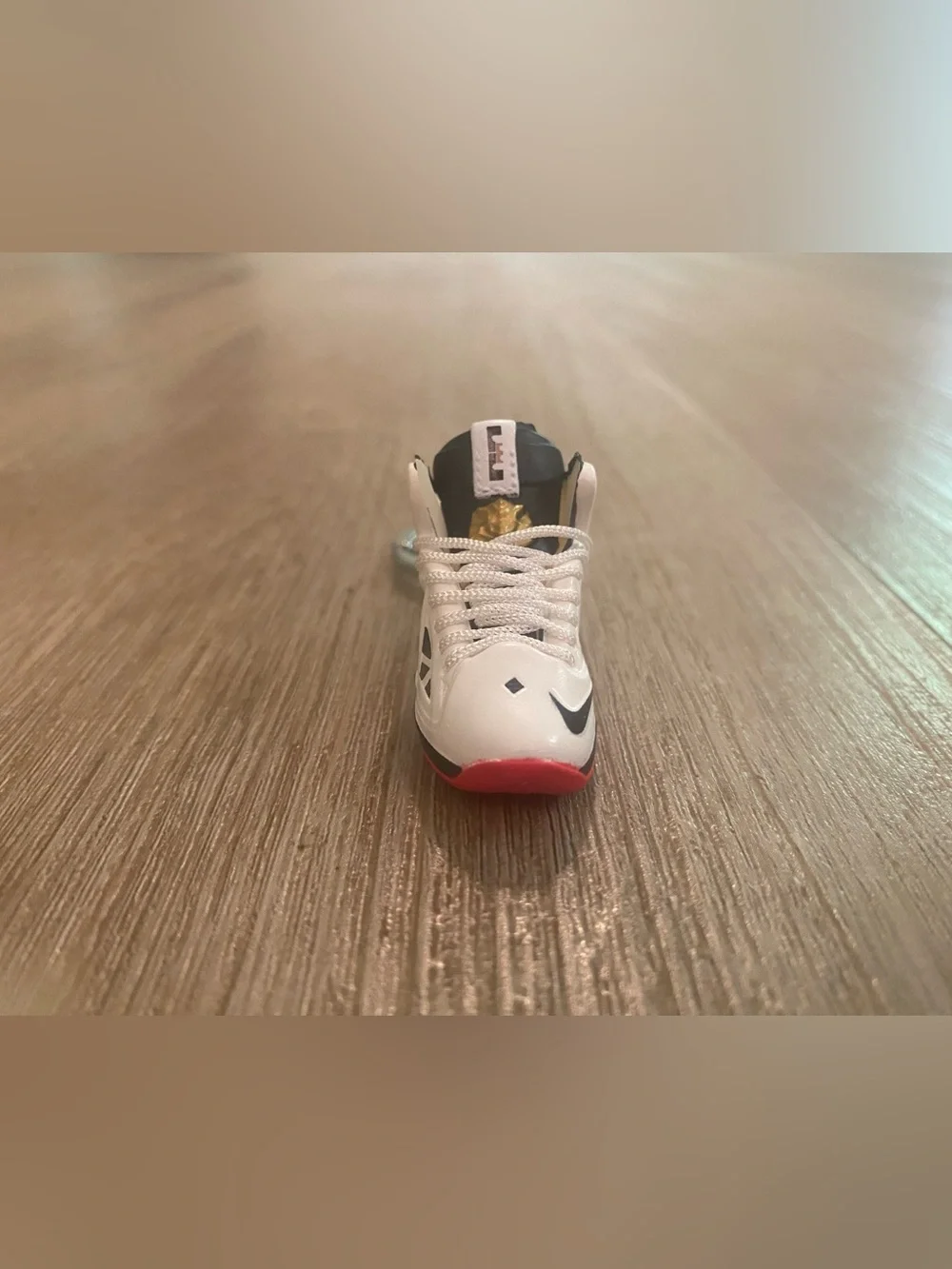Mini Nike LeBron 10 USA Keychain